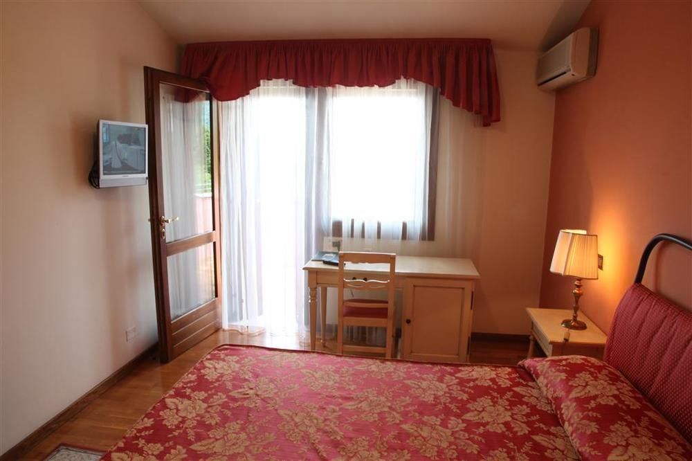 Hotel Ristorante La Rosina 3*
